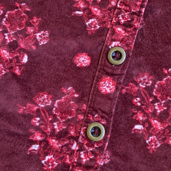 Hollister Velvet Floral Skirt - Picture 3 of 7